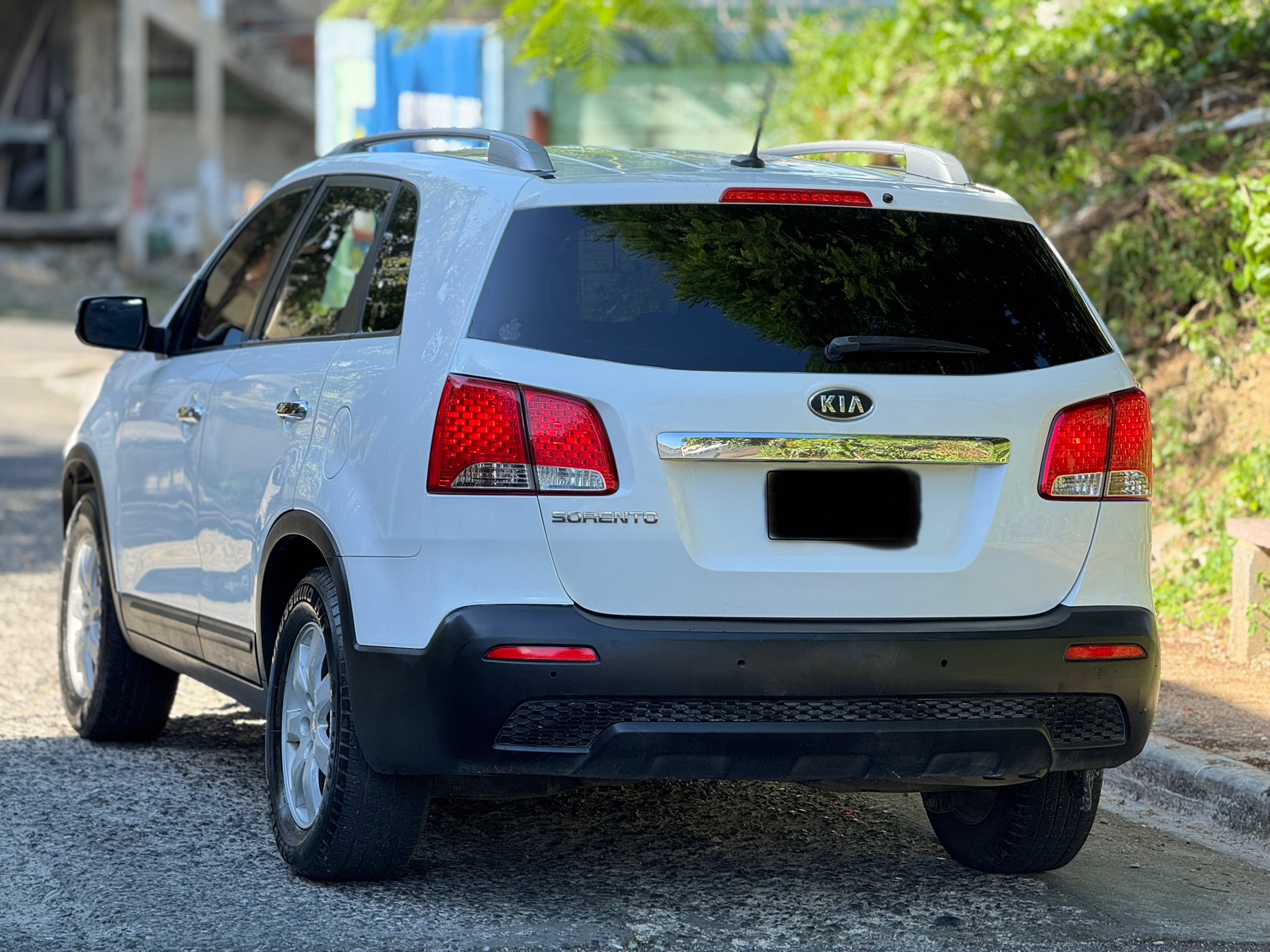 jeepetas y camionetas - Kia sorento LX 2011 3 filas DOHC 4x2 2