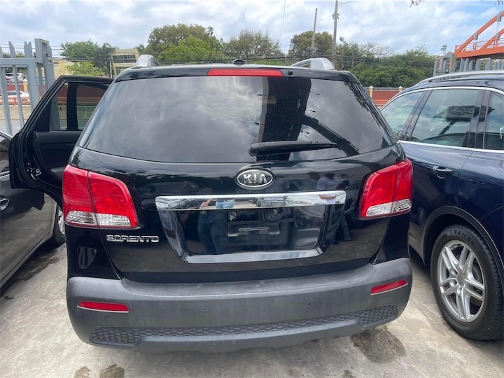 jeepetas y camionetas - KIA SORENTO LX 2013 2