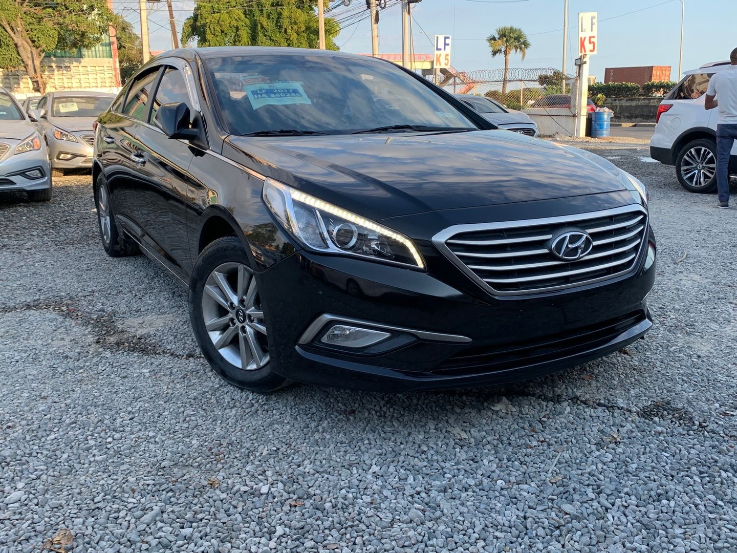 carros - HYUNDAI SONATA LF NEGRO 1