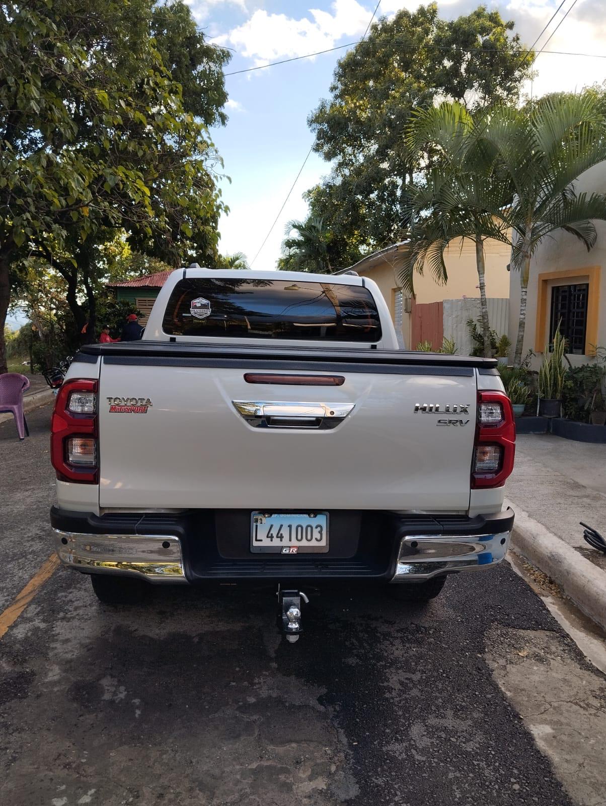 jeepetas y camionetas - Más nueva que esta en la Delta Comercial 5