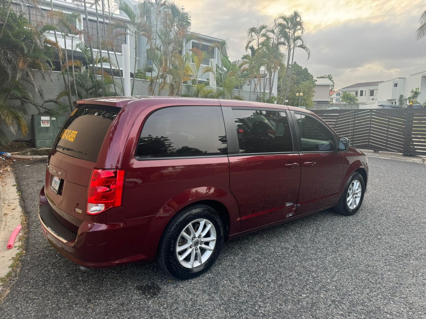 jeepetas y camionetas - Dodge Caravan 2018 en venta
 5