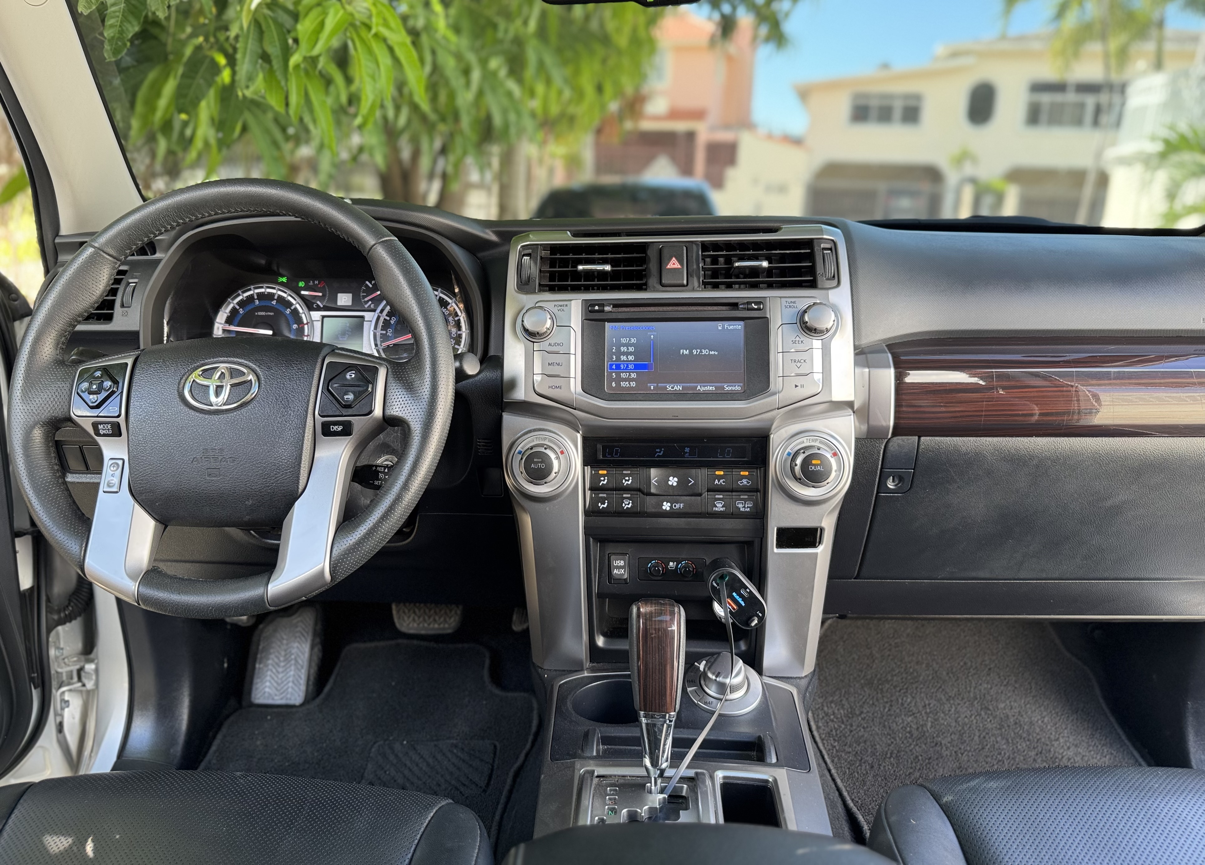 jeepetas y camionetas - Toyota 4runner Limited 4x4 3 filas 2019 4