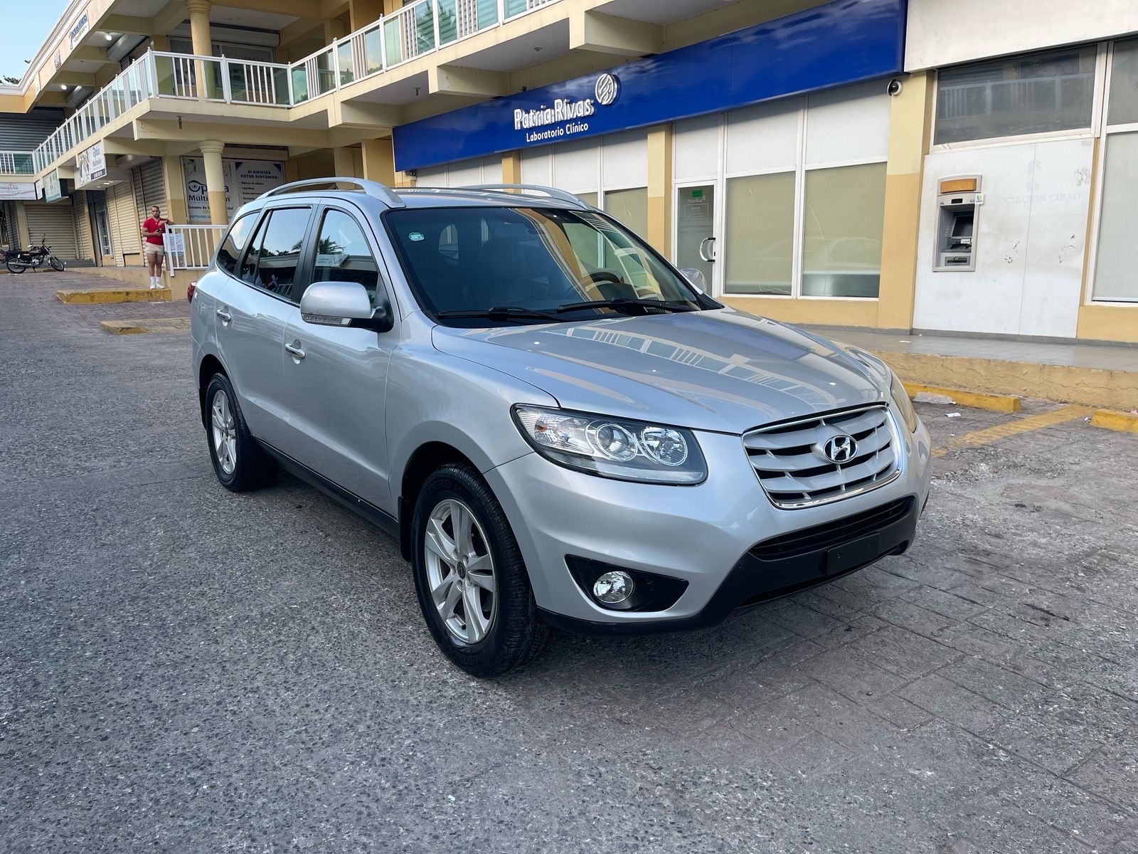 jeepetas y camionetas - Hyundai santa fe 2011 DE OPORTUNIDAD 