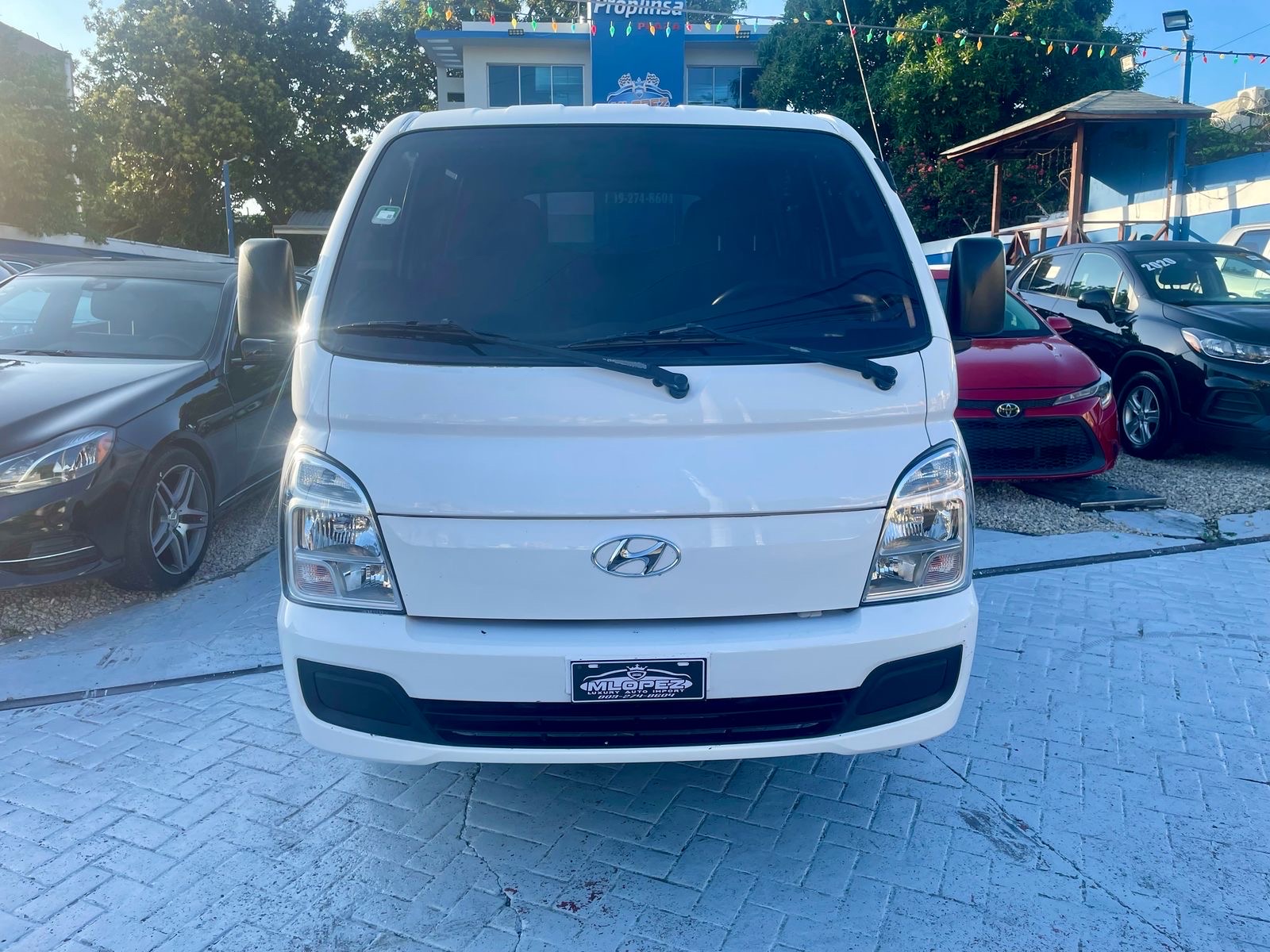 jeepetas y camionetas - Hyundai H1002020 1