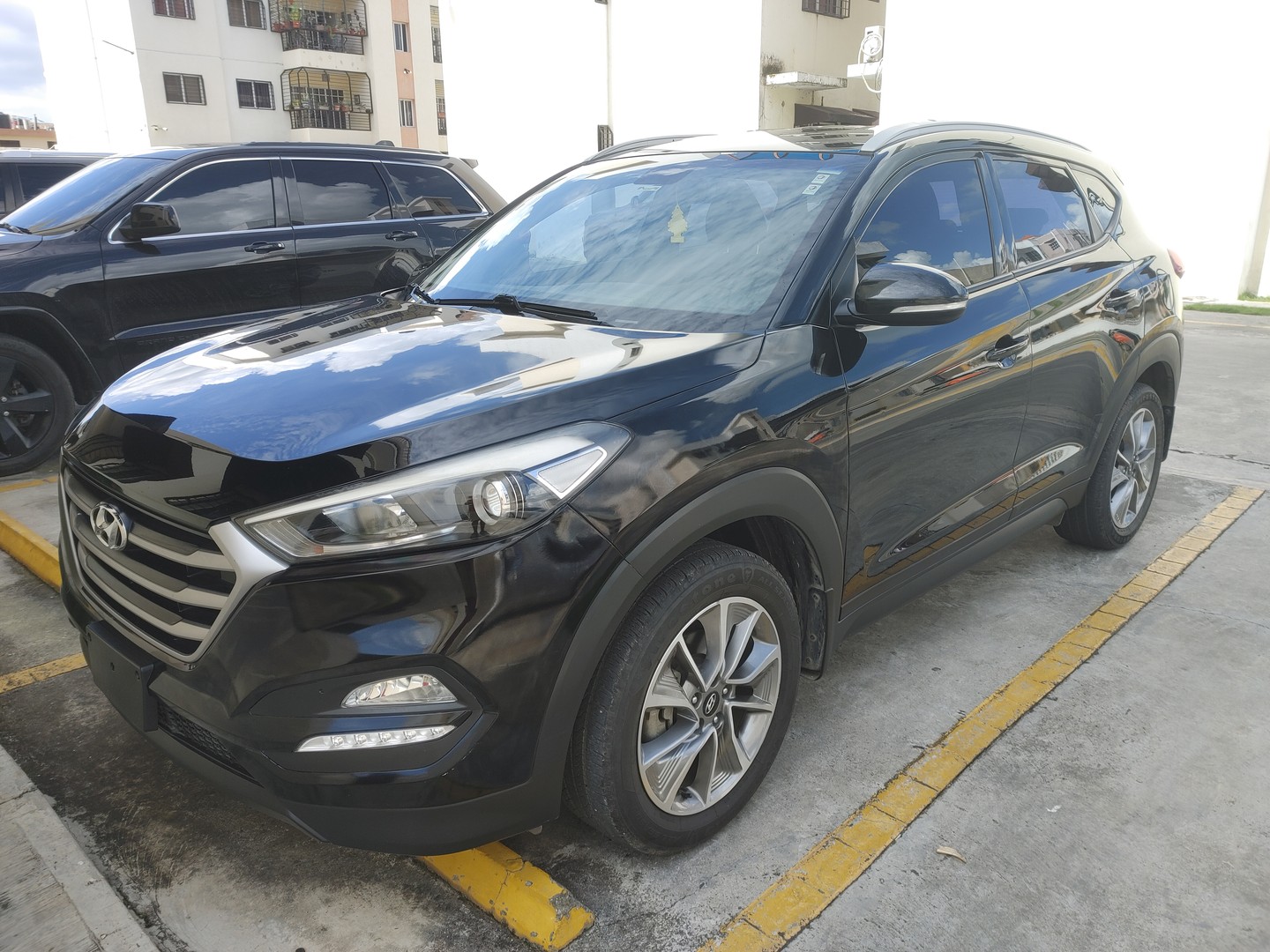 jeepetas y camionetas - Hyundai Tucson 2018 Motor DOCH Negra - 70 Mil Kilómetros