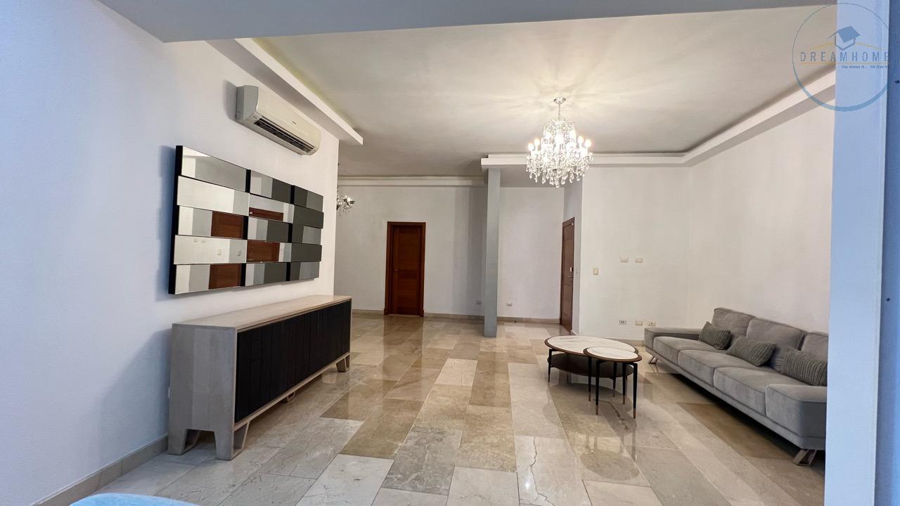 apartamentos - Apartamento en venta en Naco un 2do Piso con Terraza 3