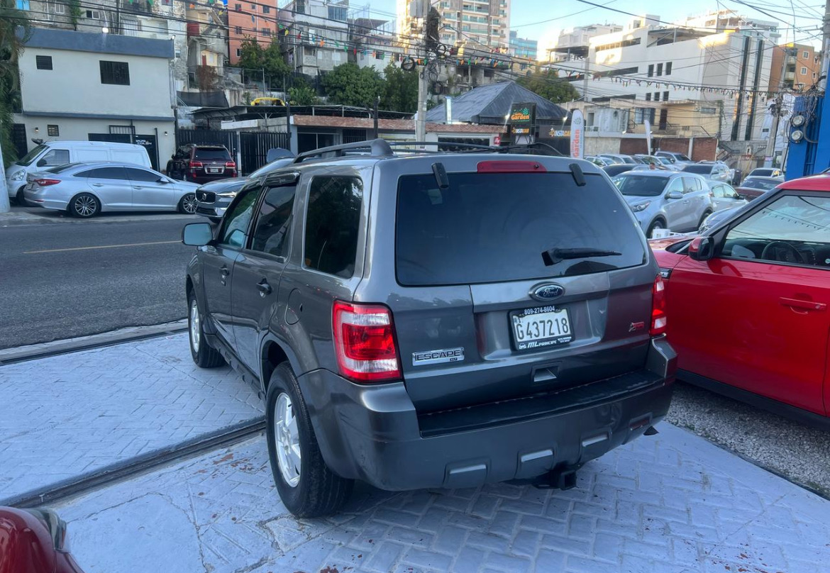 jeepetas y camionetas - Ford escape 2011 XLT Full 4