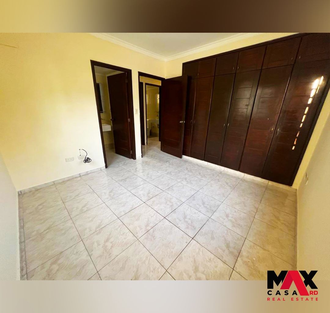 apartamentos - DE OPORTUNIDAD APARTAMENTO DE VENTA UBICADO EN SAN ISIDRO, SANTO DOMINGO ESTE 2