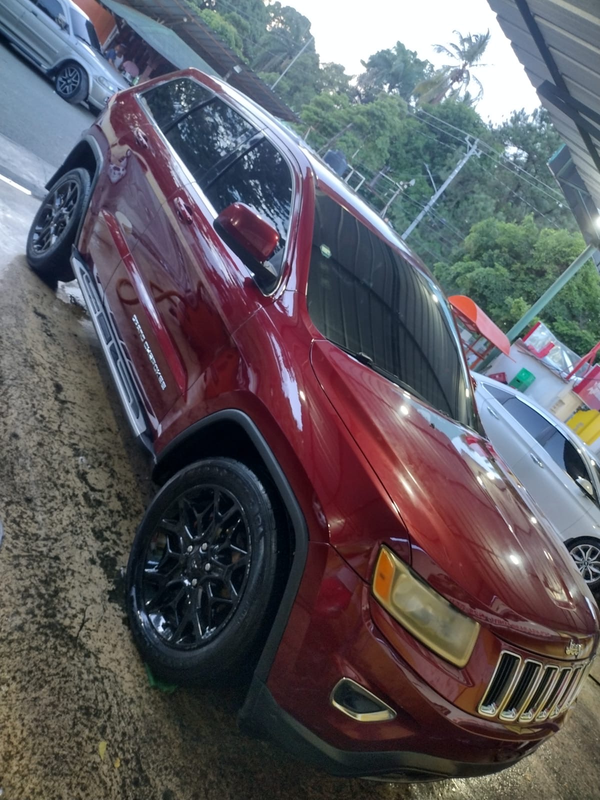 jeepetas y camionetas - jeep grand cherokee laredo 