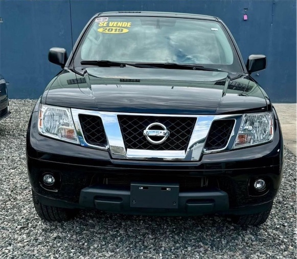 jeepetas y camionetas - Nissan Frontier SV 4x2 Doble Cabina 2019 3