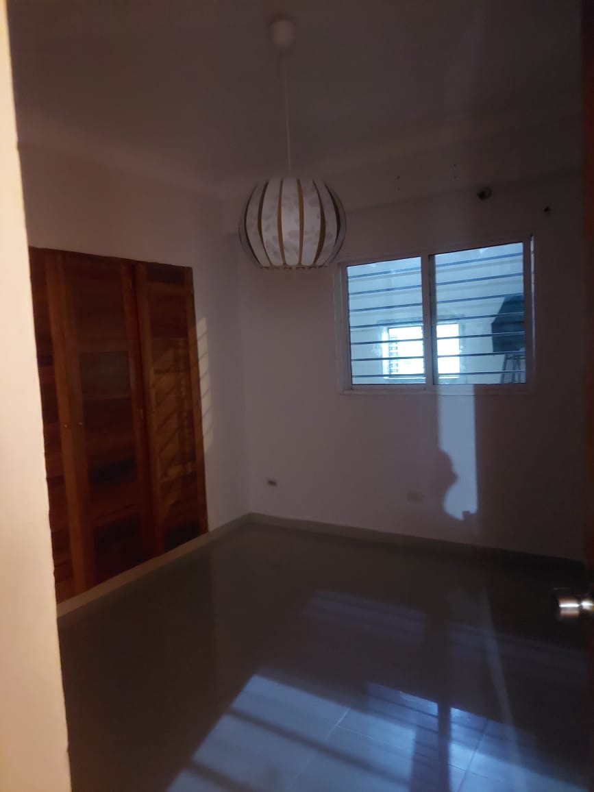 apartamentos - Alquiló en el millón dos hab dos baños dos parqueo 6