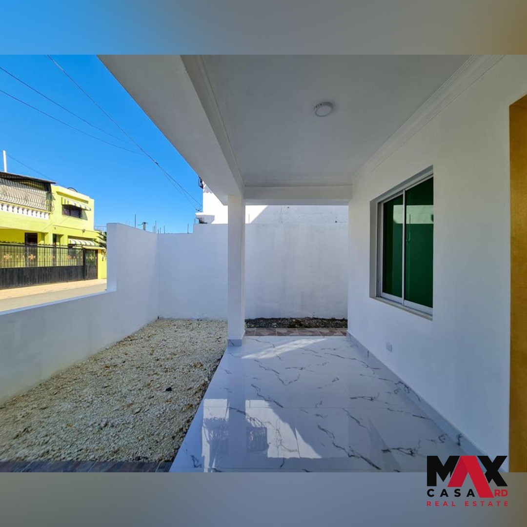 casas - CASA DE 3 NIVELES EN VENTA, UBICADA EN BRISA ORIENTAL, SAN ISIDRO, SANTO DOMINGO 8