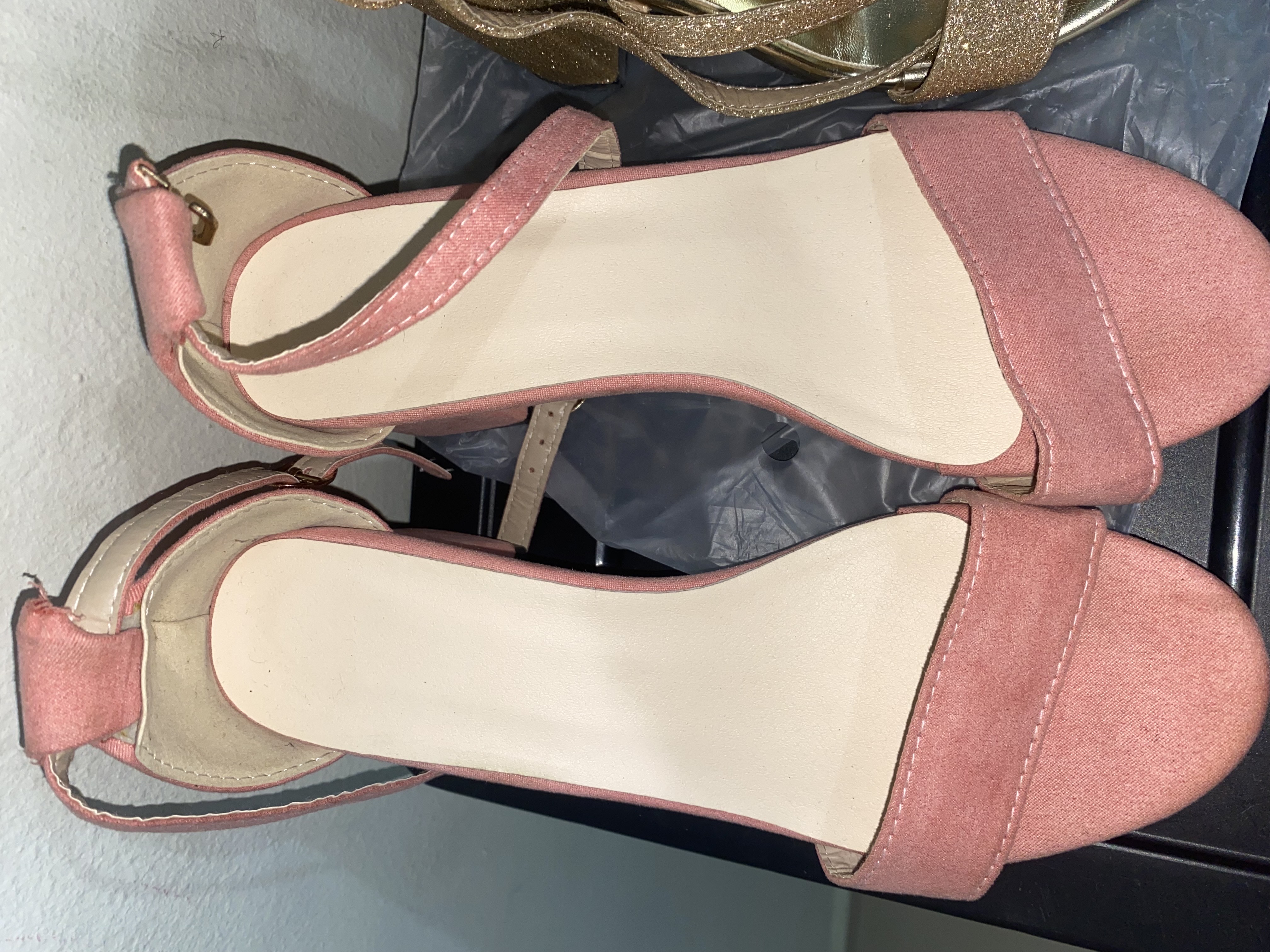 zapatos para mujer - Están todos nuevos y son sizes 35.  2