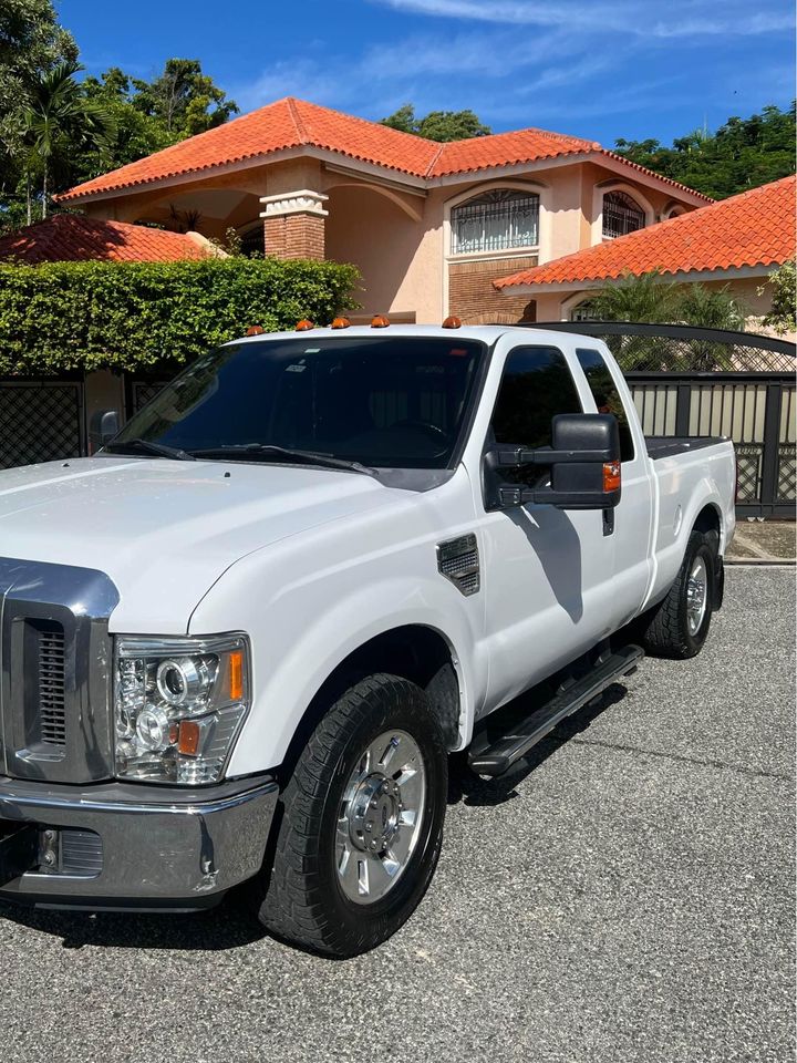 jeepetas y camionetas - Ford F-250 Super Duty XLT 2008 en Venta! 🚛 1