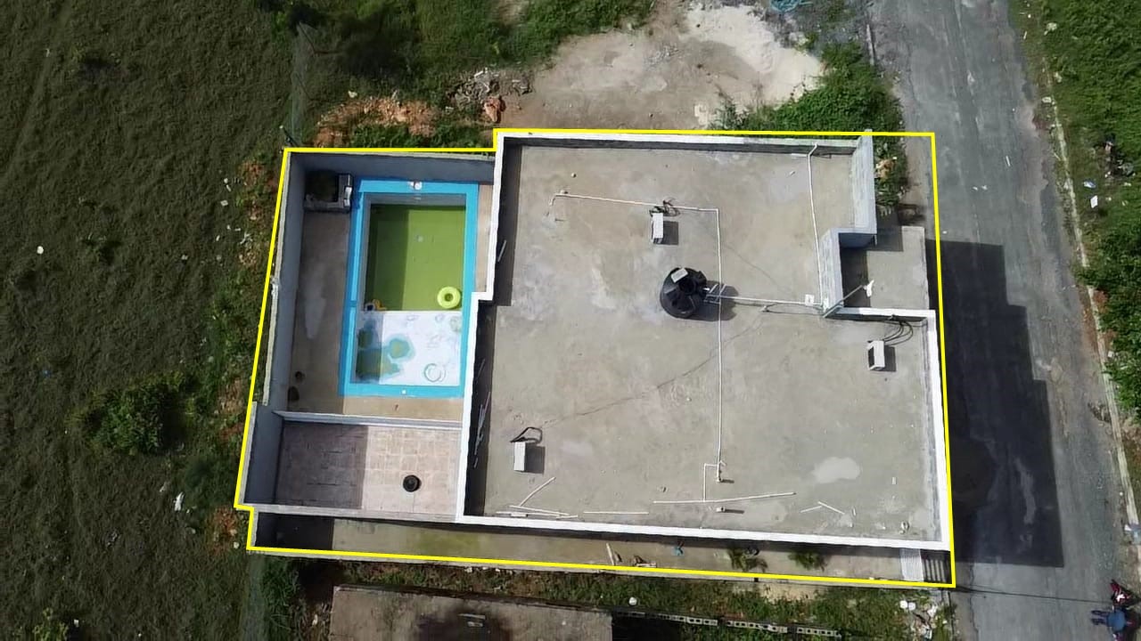 casas - Vendo Nueva y Amplia Casa de Dos Niveles Con Piscina en Residencial Naime 3