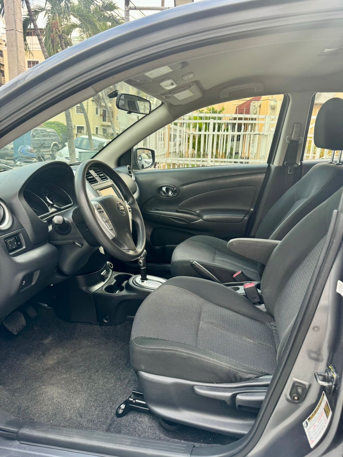 carros - Nissan Versa SV 2019 7