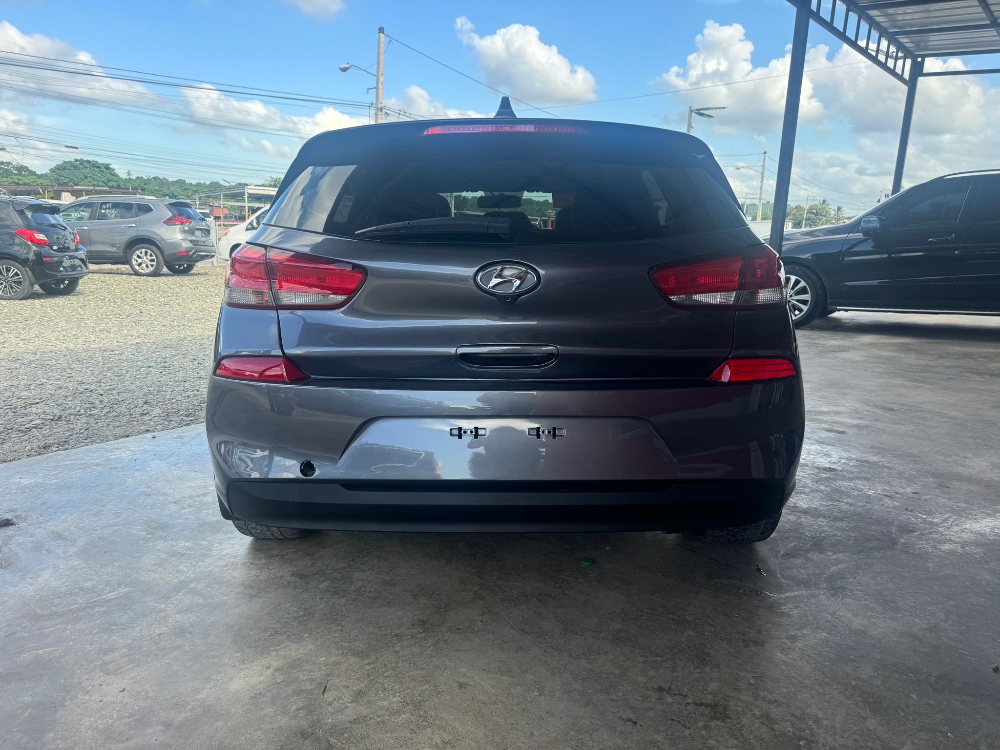 carros - Hyundai Elantra GT 2018 4