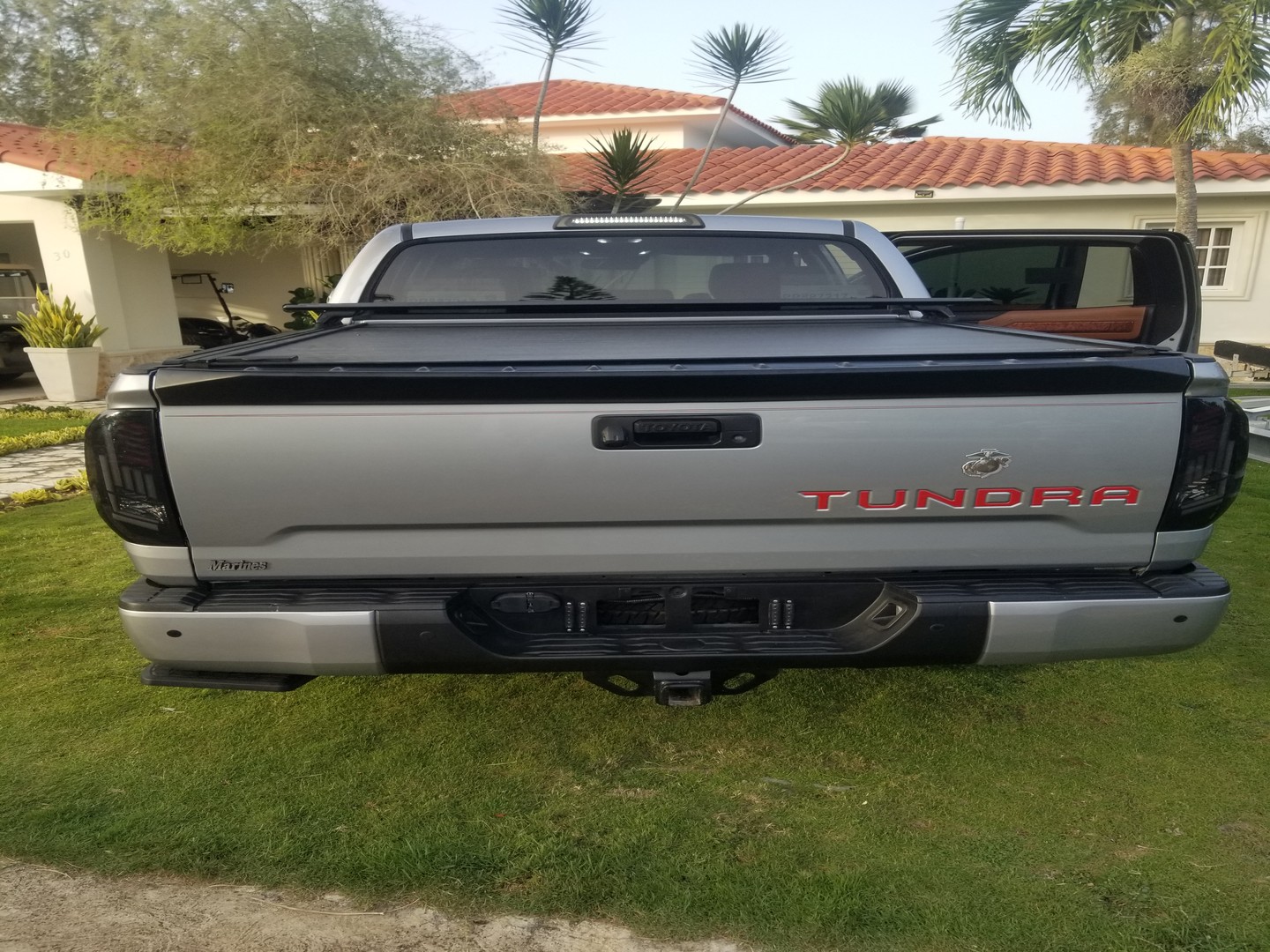 jeepetas y camionetas - Toyota Tundra  2019 Edition *1794* 3