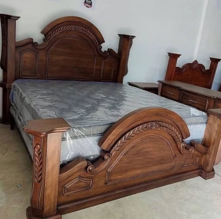 muebles y colchones - Juego de habitacion en caoba precio 30,000 0