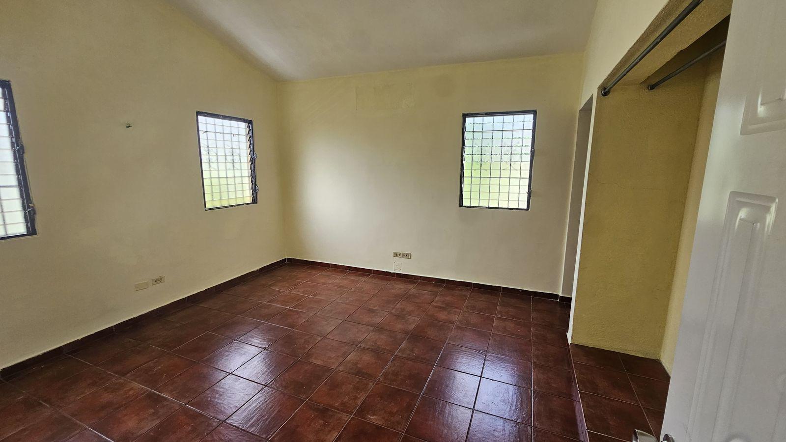 casas - Casa de 2 niveles en venta en Ciudad Satelite, Autopista Duarte 9