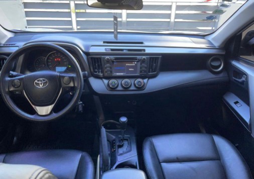 jeepetas y camionetas - Toyota rav4 2018 6