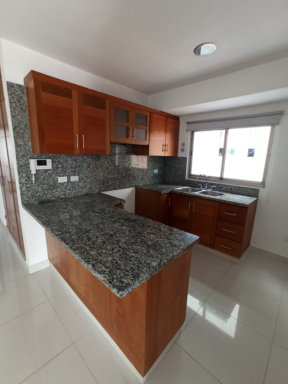 apartamentos - Se renta apartamento ubicado en Caonabo 1