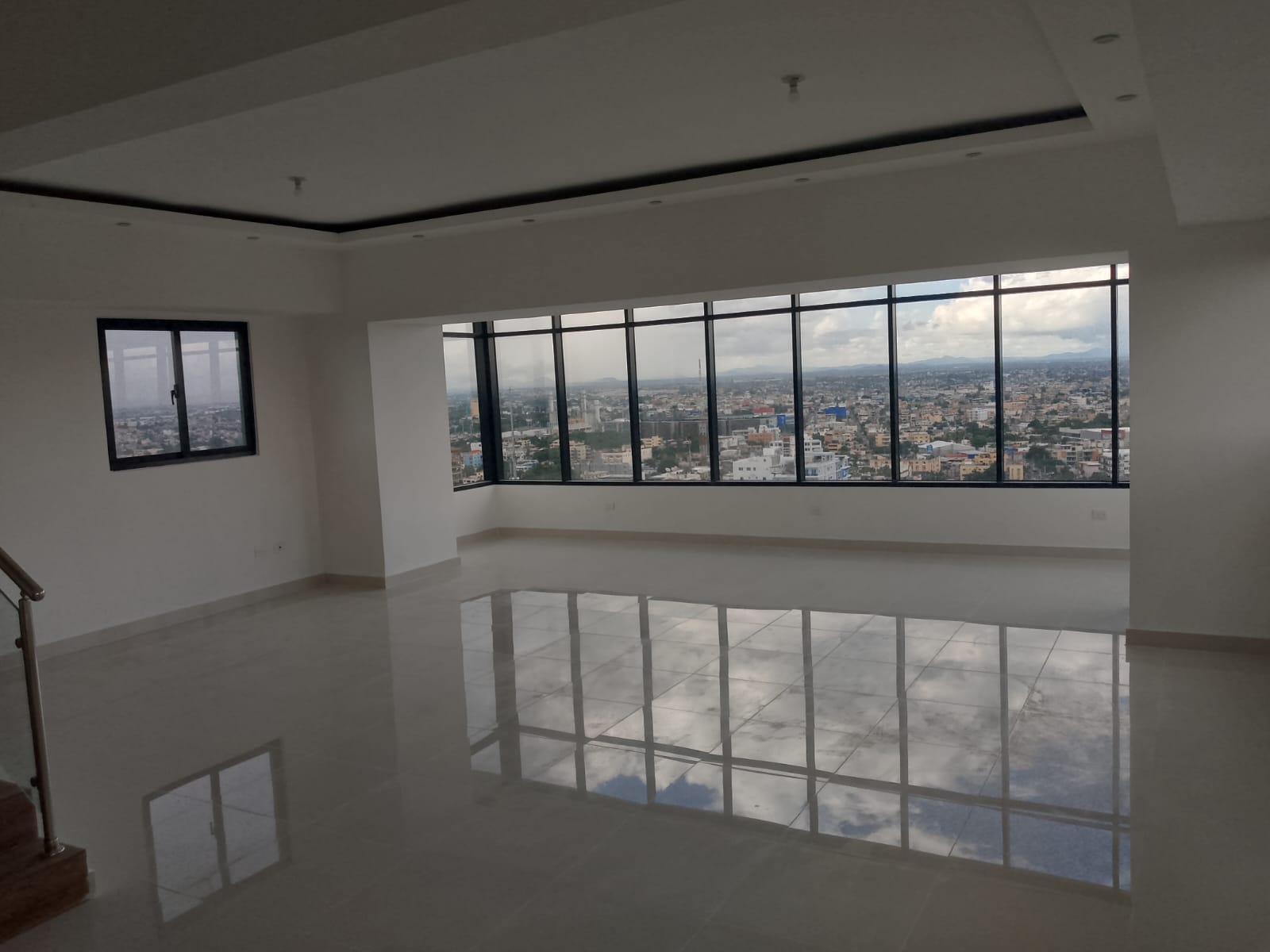 apartamentos - Vendo excelente Pent House en Torre moderna de Alma Rosa 1ra  1