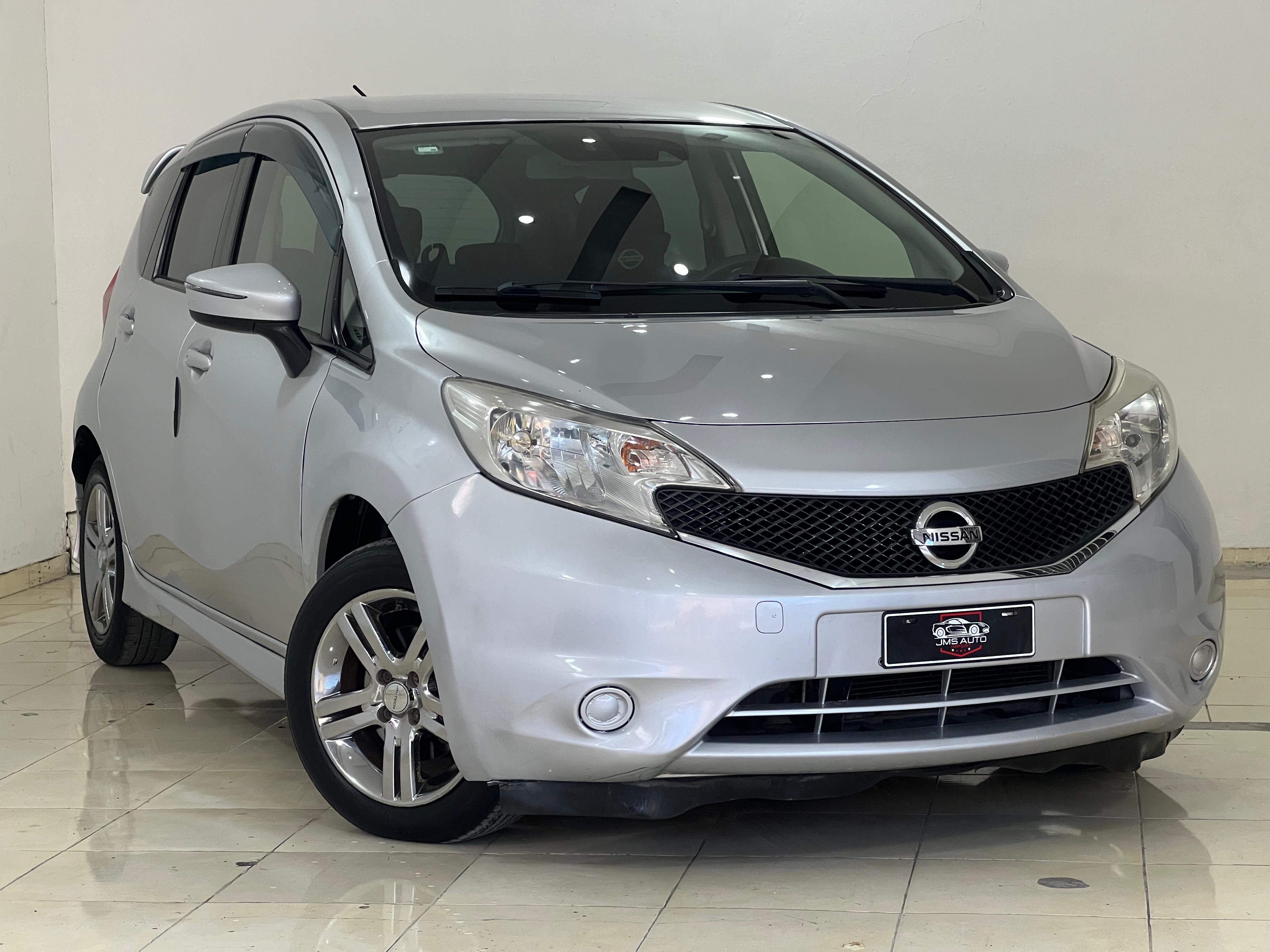 carros - NISSAN NOTE AÑO 2015 1