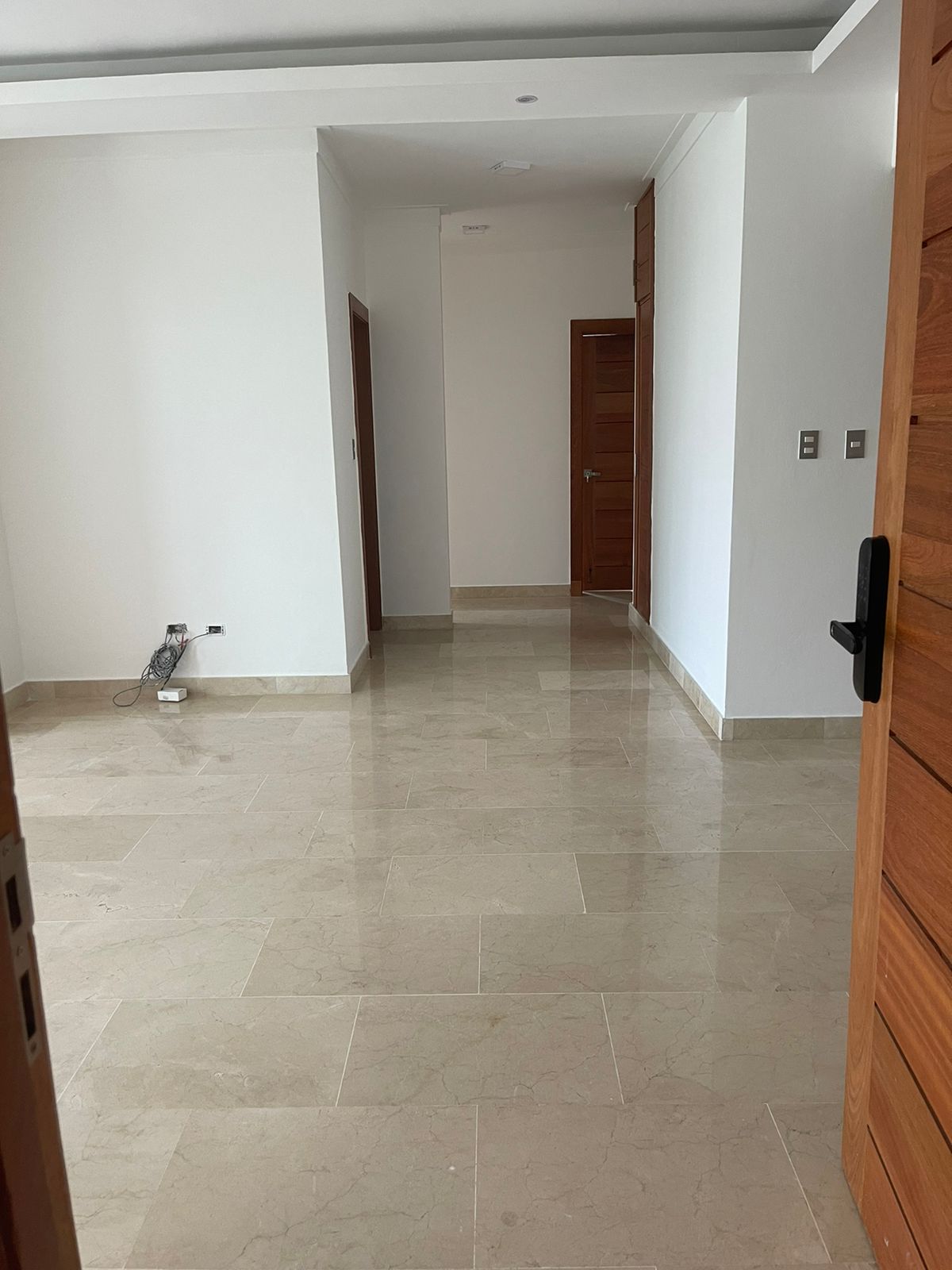 apartamentos - Vendo piso 5 los cacicazgos balcón tres hab con ba 5