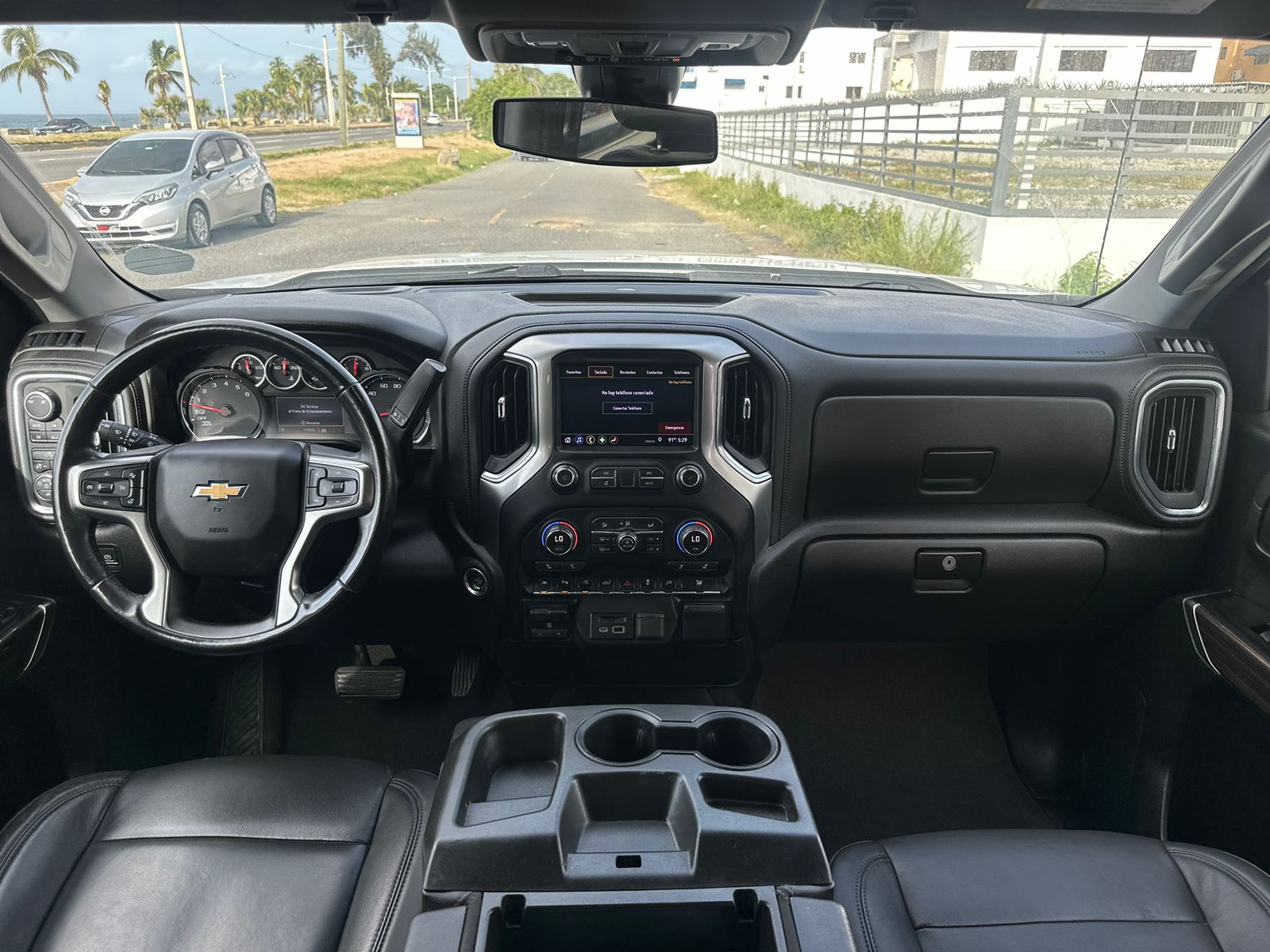 jeepetas y camionetas - Chevrolet Silverado LT 2019 
4x4 



 7