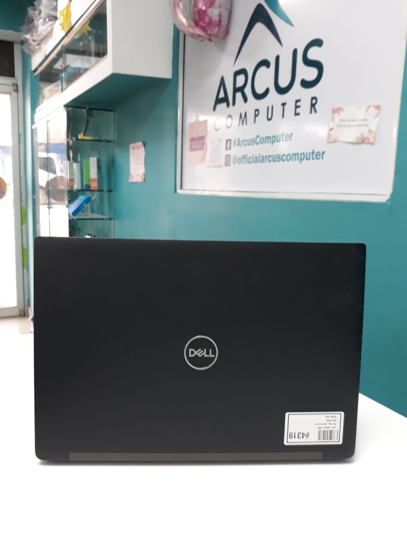 computadoras y laptops - Laptop, Dell Latitude 7290 / 8th Gen, Intel Core i5 / 8GB DDR4 / 256GB SSD` OFER 5