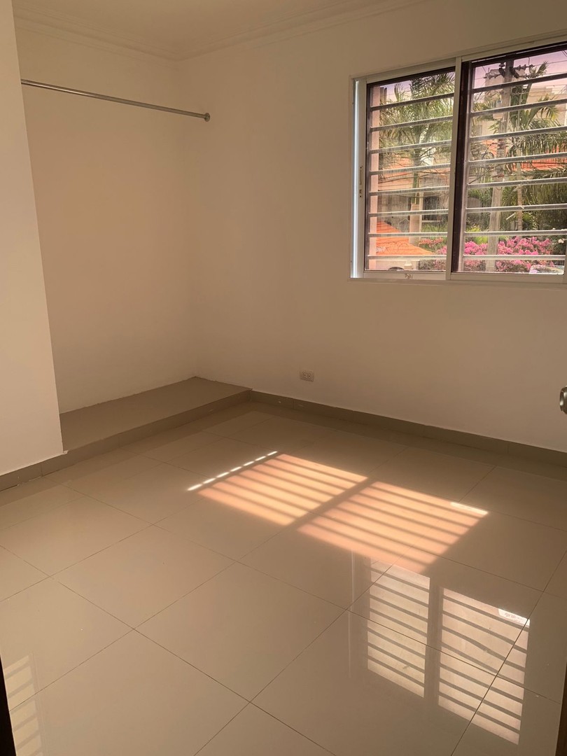 apartamentos - Apartamento Segundo Piso, Autopista San Isidro 7