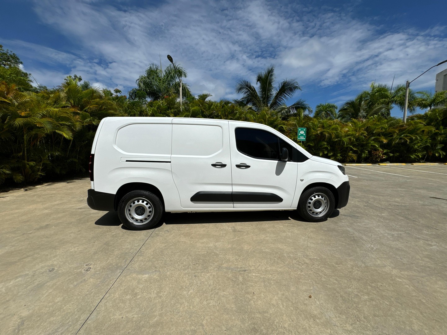 jeepetas y camionetas - Citroen Berlingo Carga 2021 3