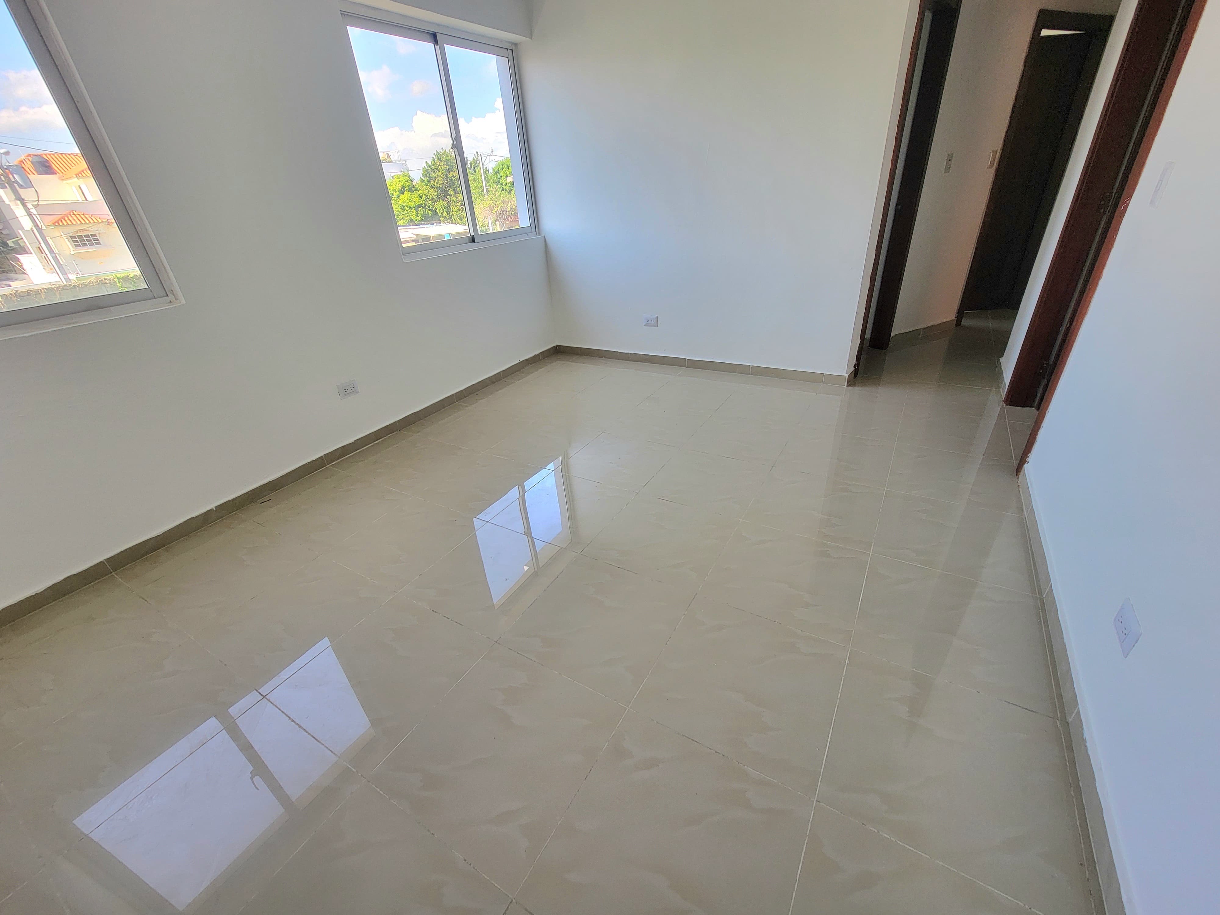 apartamentos - venta de apartamento 2do piso con 3 parqueos reparto los 3 ojos Santo Domingo  5