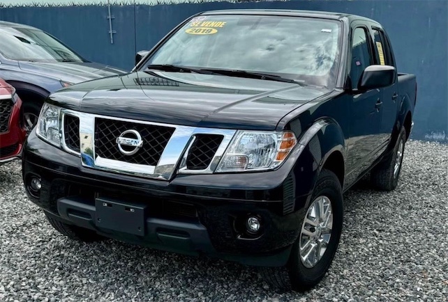 jeepetas y camionetas - Nissan Frontier SV 4x2 Doble Cabina 2019 2