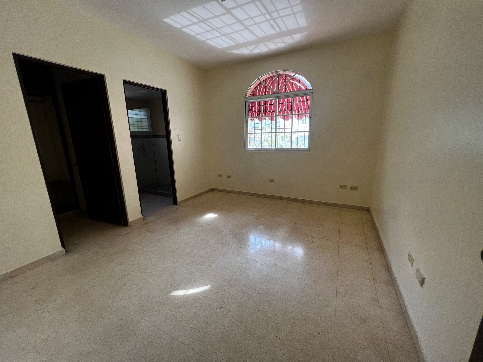 apartamentos - Venta de apartamento de 150mts en corales del sur Santo Domingo estev 3