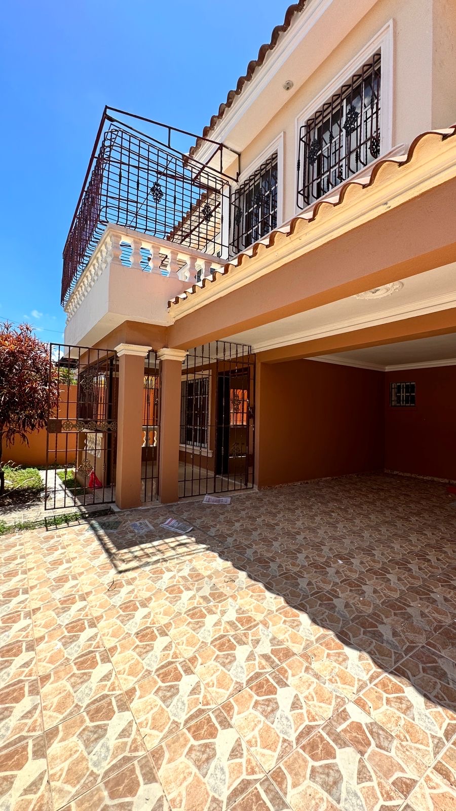 casas - casa en venta en el Residencial mirador del este  1