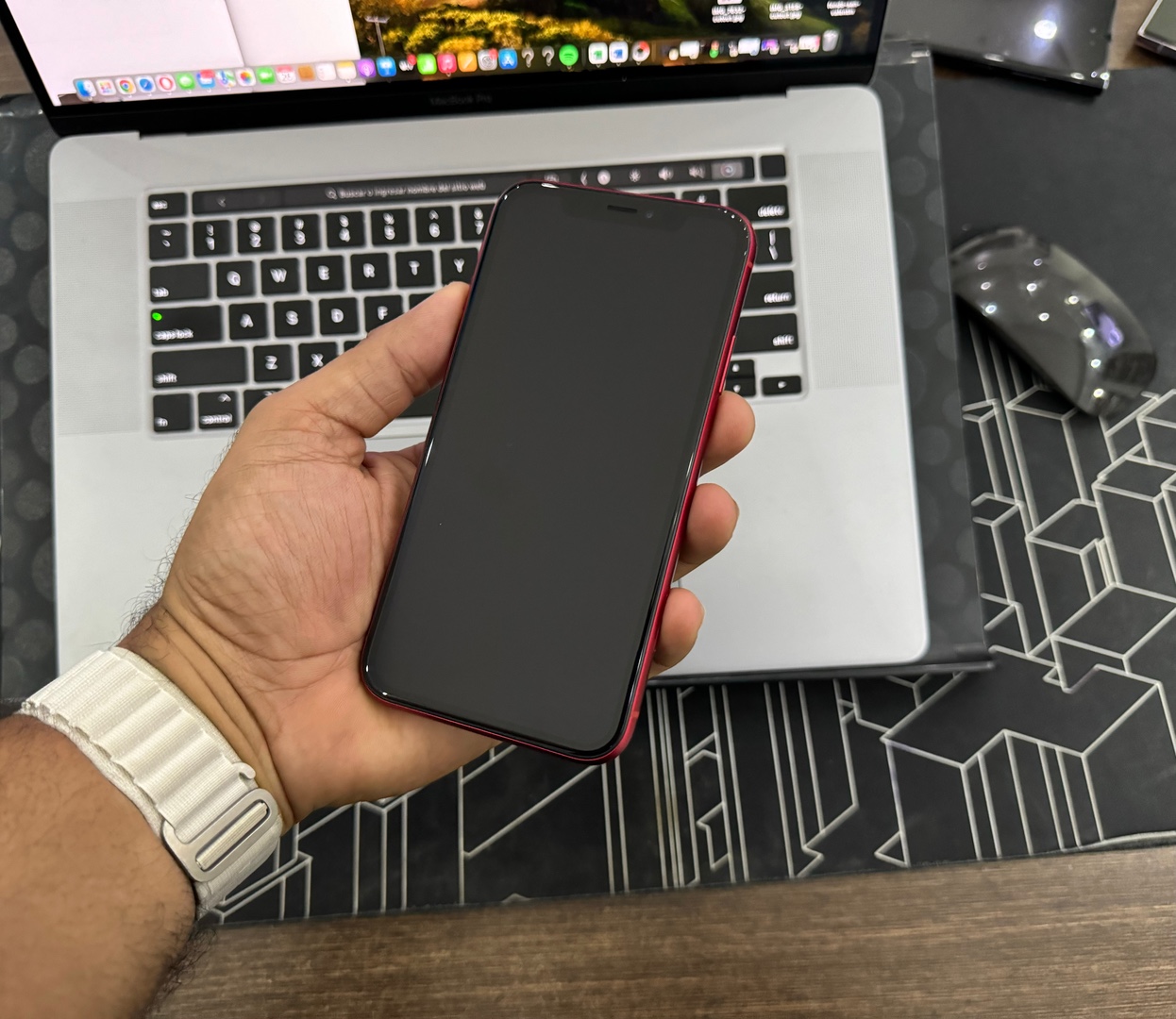 celulares y tabletas - iPhone XR 128GB Red (Product) Como Nuevo, Desbloqueado, RD$ 11,500 NEG 1