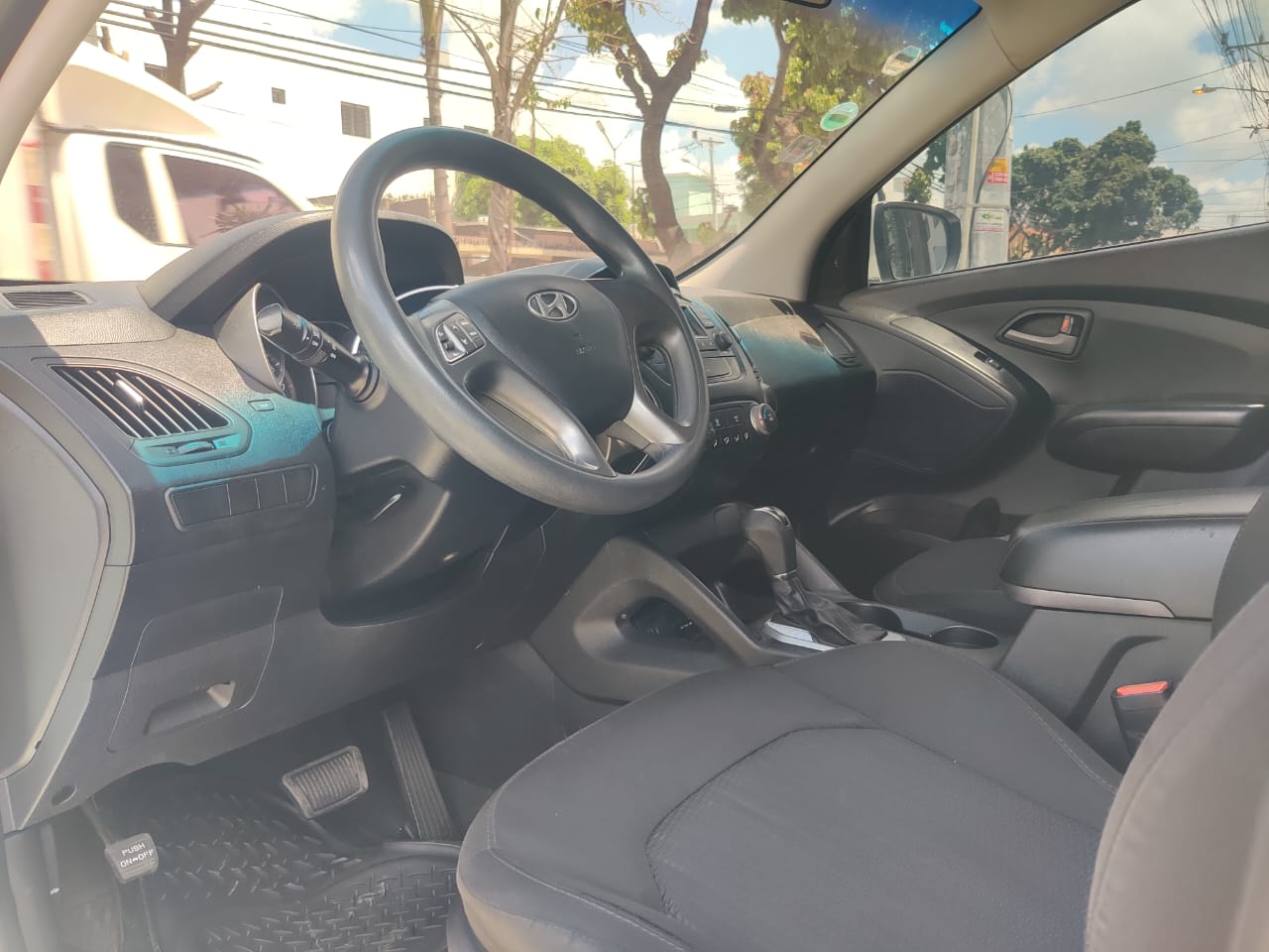 jeepetas y camionetas - HYUNDAI TUCSON SE 2014 7