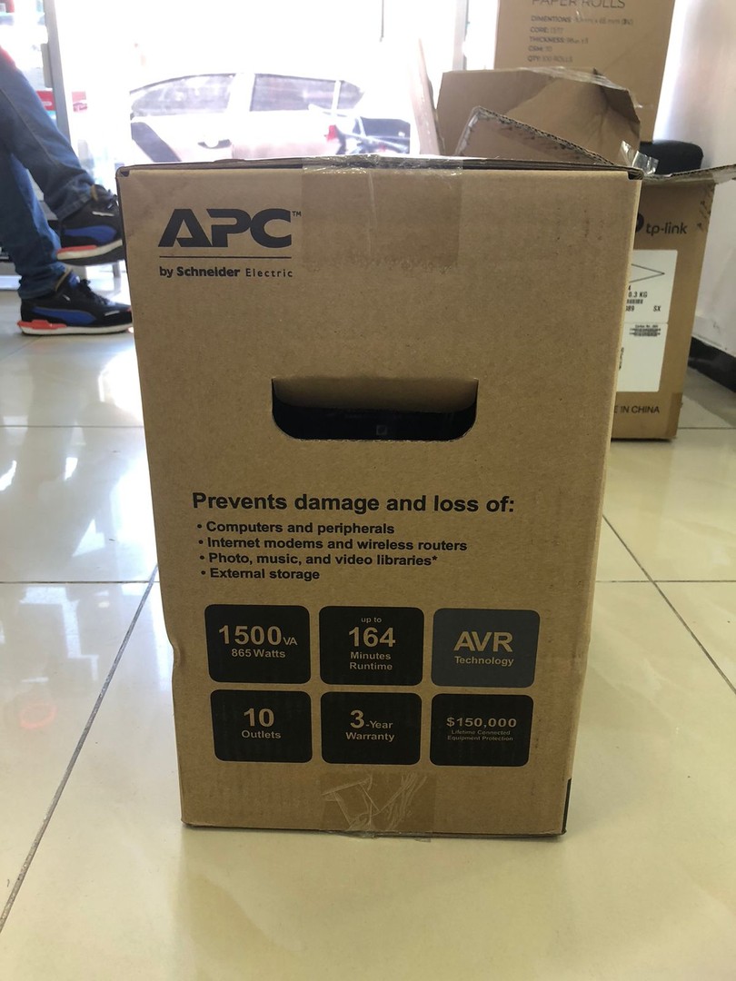 otros electronicos - UPS APC 1500G - 1500VA - 865 Walts - Battery Backup 6