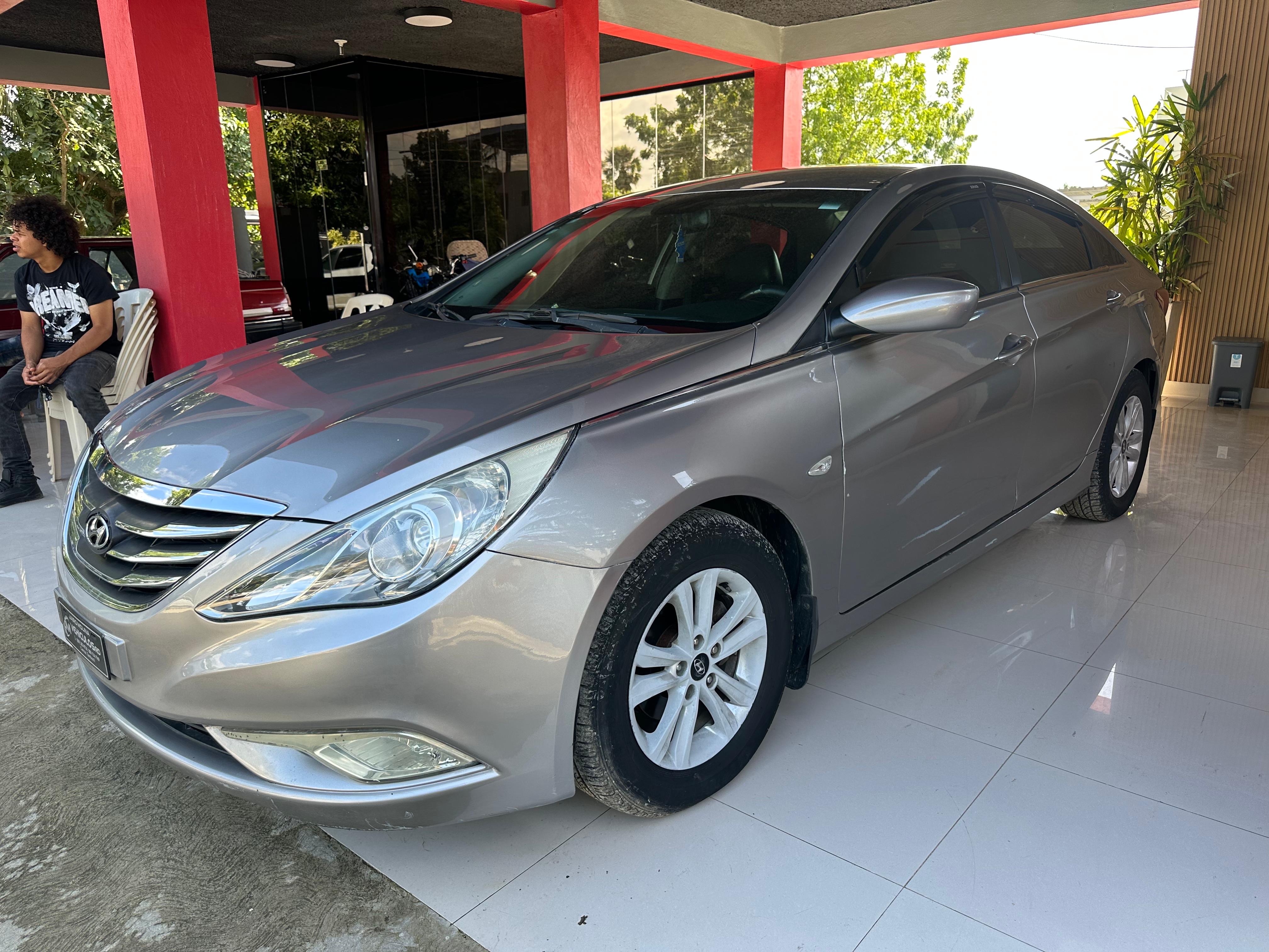 carros - HYUNDAI SONATA Y20 2010 1