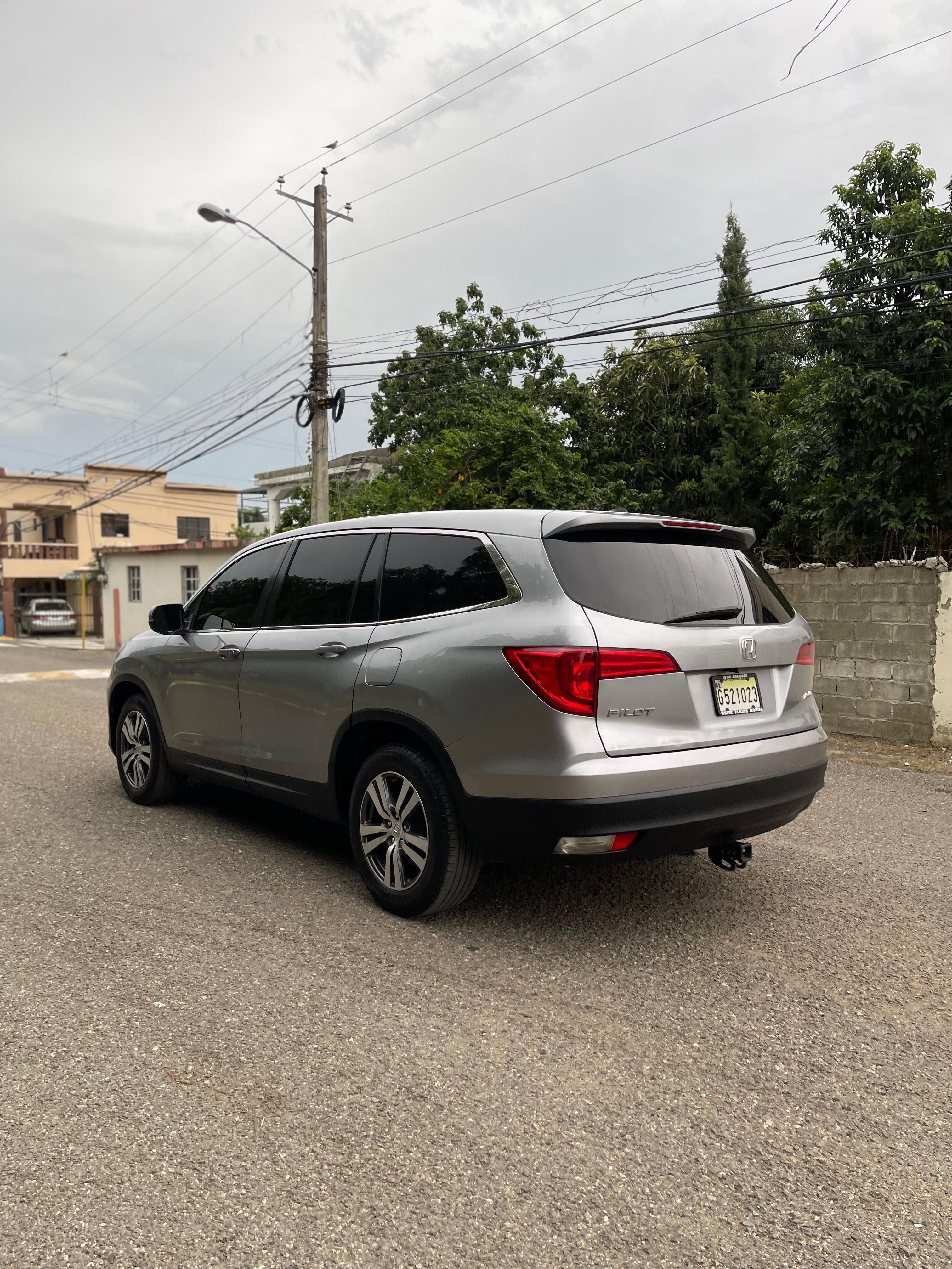 jeepetas y camionetas - Honda pilot 2016 3