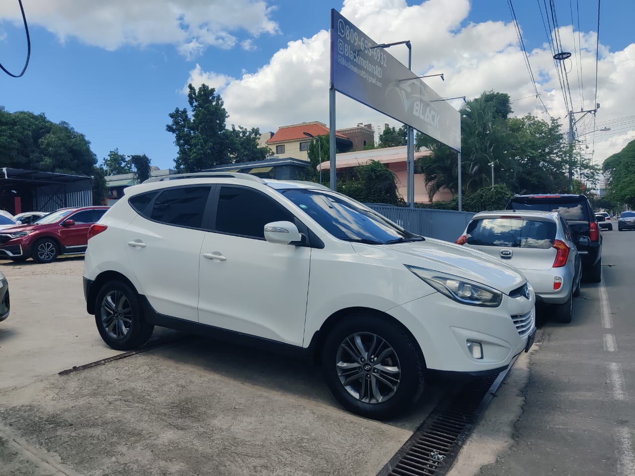 jeepetas y camionetas - HYUNDAI TUCSON SE 2014