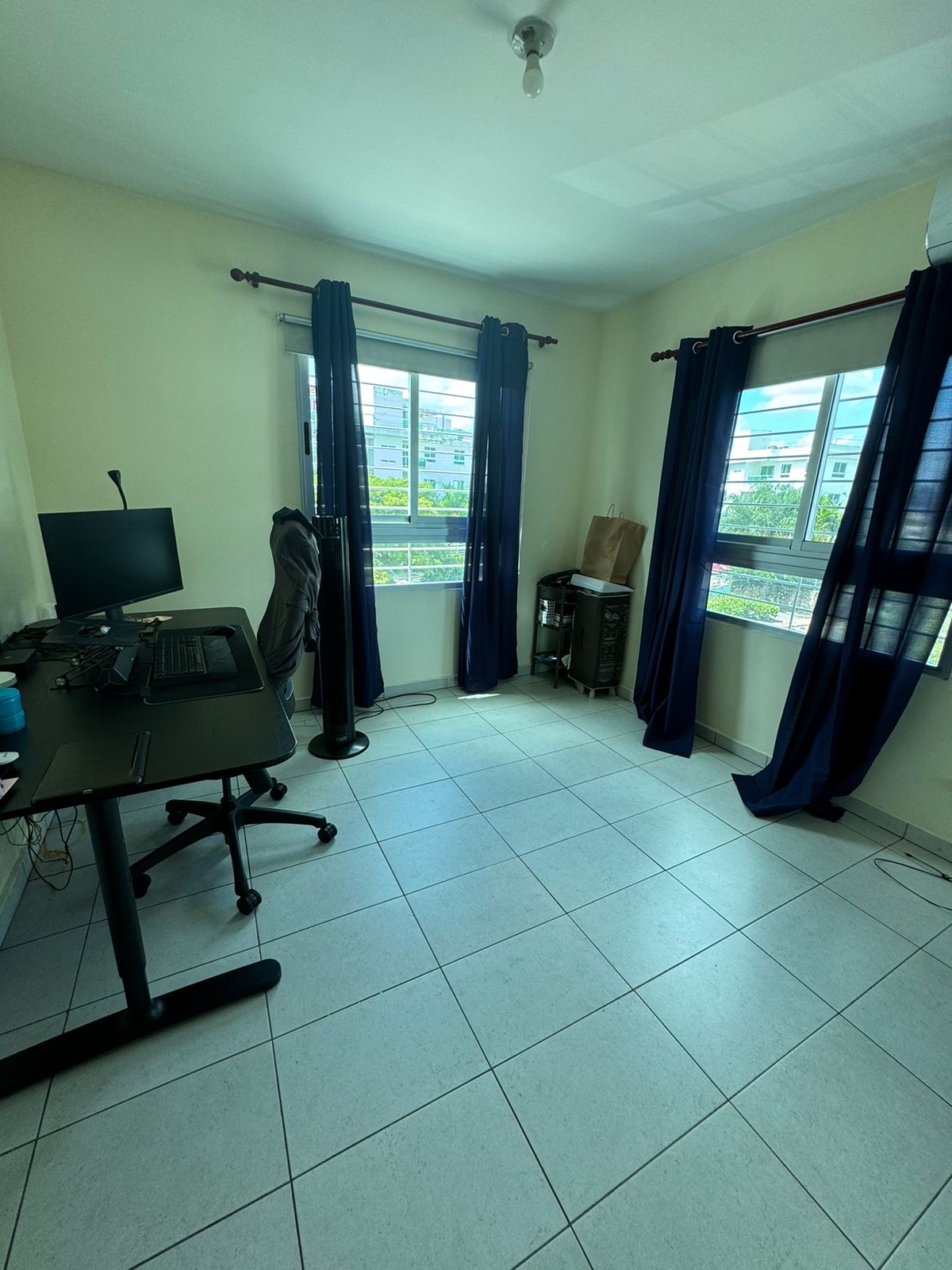 apartamentos - Vendo altos De Arroyo hondo tercer nivel tres hab 7