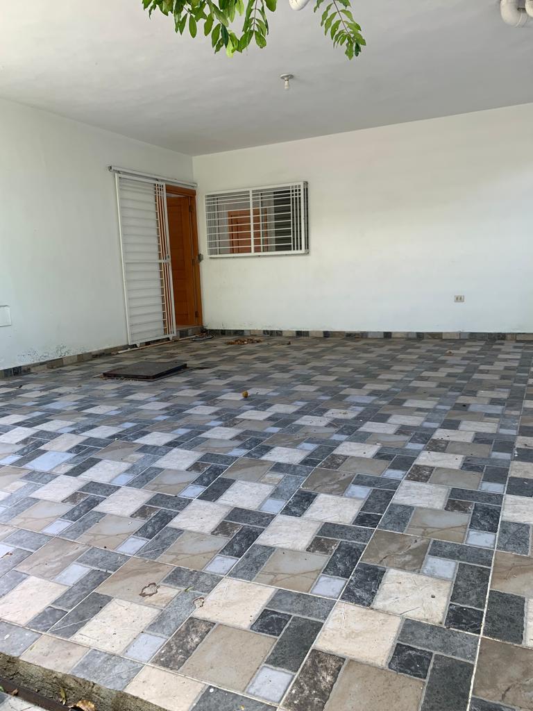 casas - CASA EN VENTA CON TERRAZA EN EL PALMA SANTO DOMINGO ESTE 1