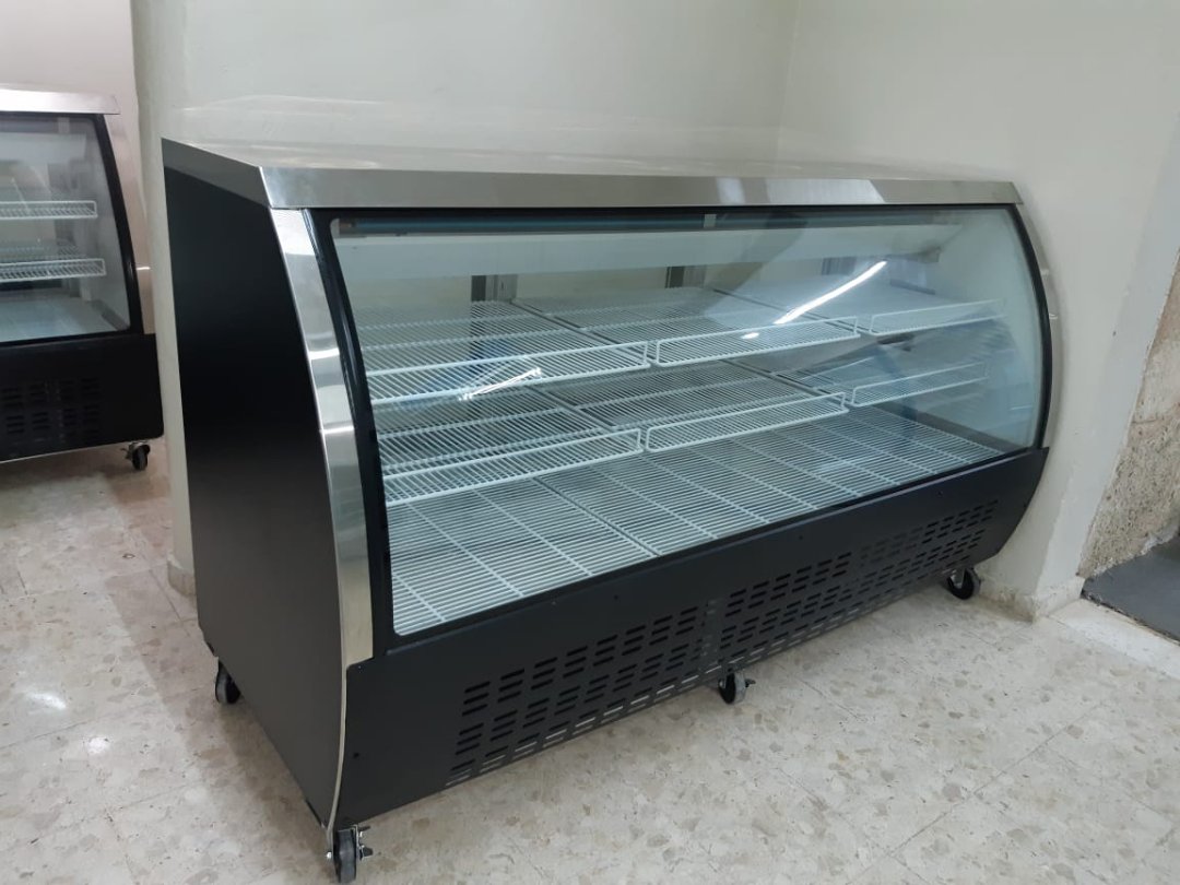 equipos profesionales - Freezer exhibidor de embutidos Deli-Case NUEVO cristal curvado  5