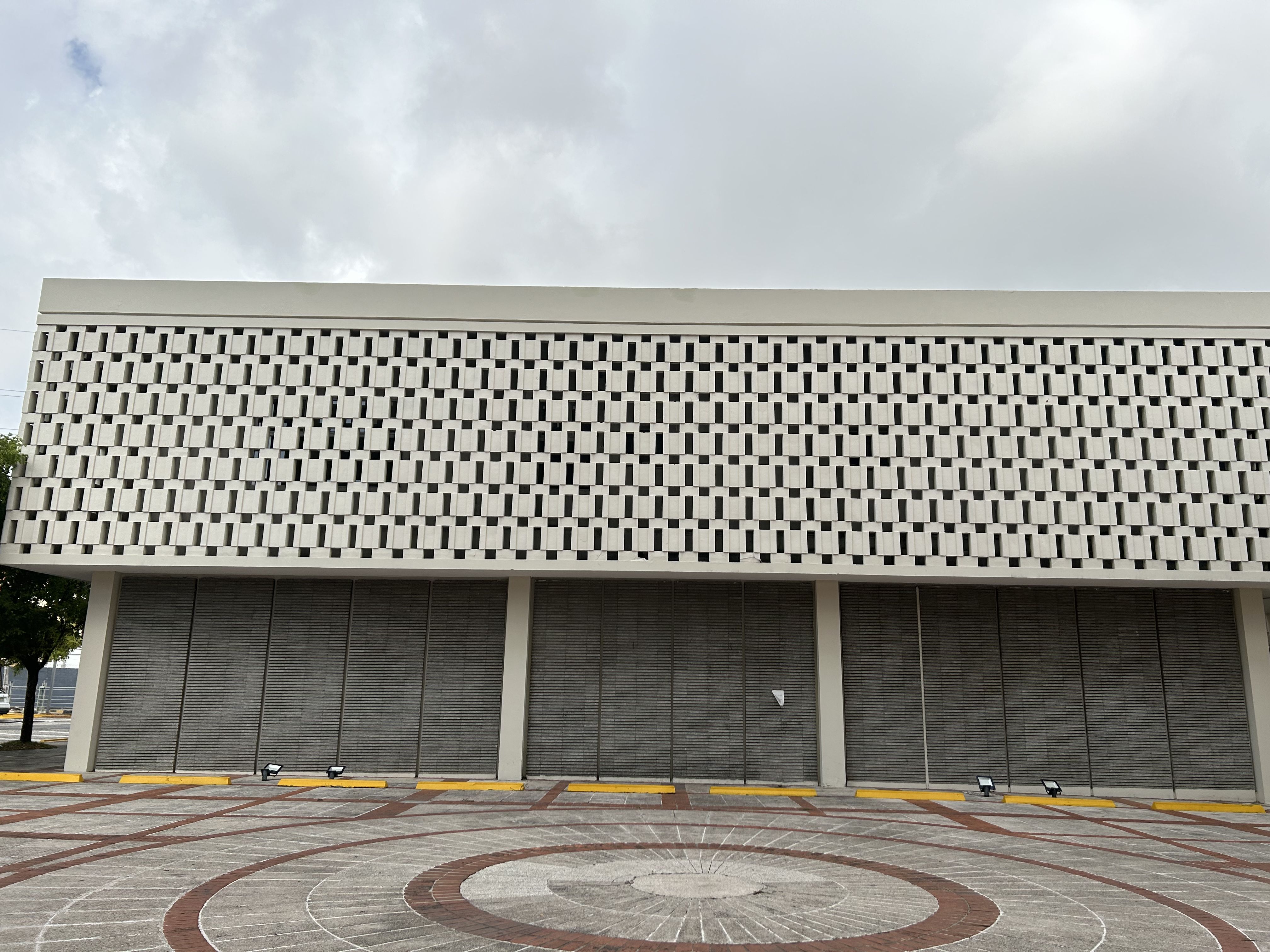 oficinas y locales comerciales - Edificio corporativo alquiler en Naco 2