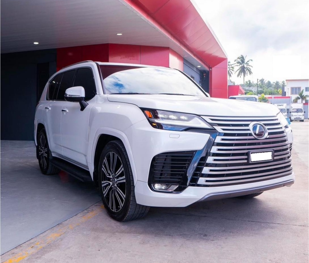 jeepetas y camionetas - 2023 LEXUS LX 600 