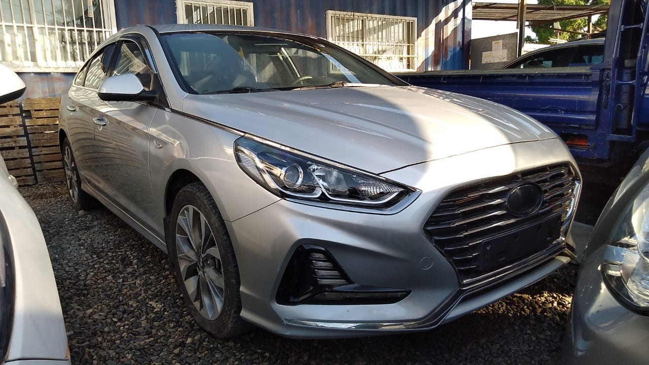 carros - HYUNDAI SONATA NEW RISE 2018 GRISDESDE: RD$730,100.00