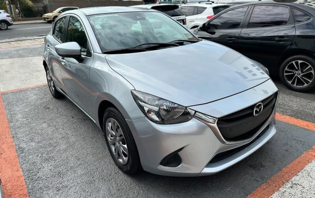 carros - Mazda Demio 2019 2